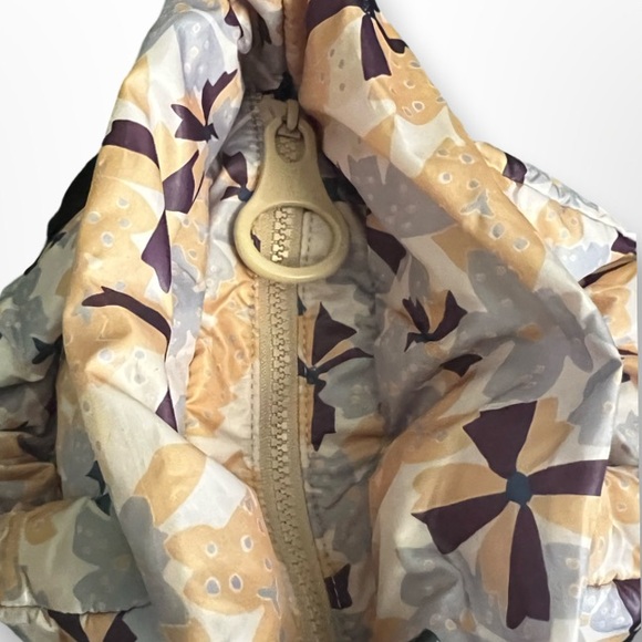 See By Chloe Floral Puffer Bag with Lamb Charm - Picture 5 of 13